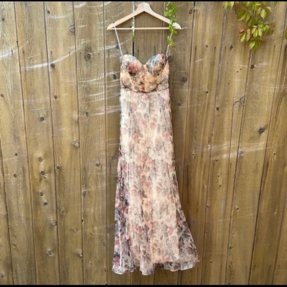 Ivory Floral Bustier Organza Lace-Up Maxi Dress 🌿